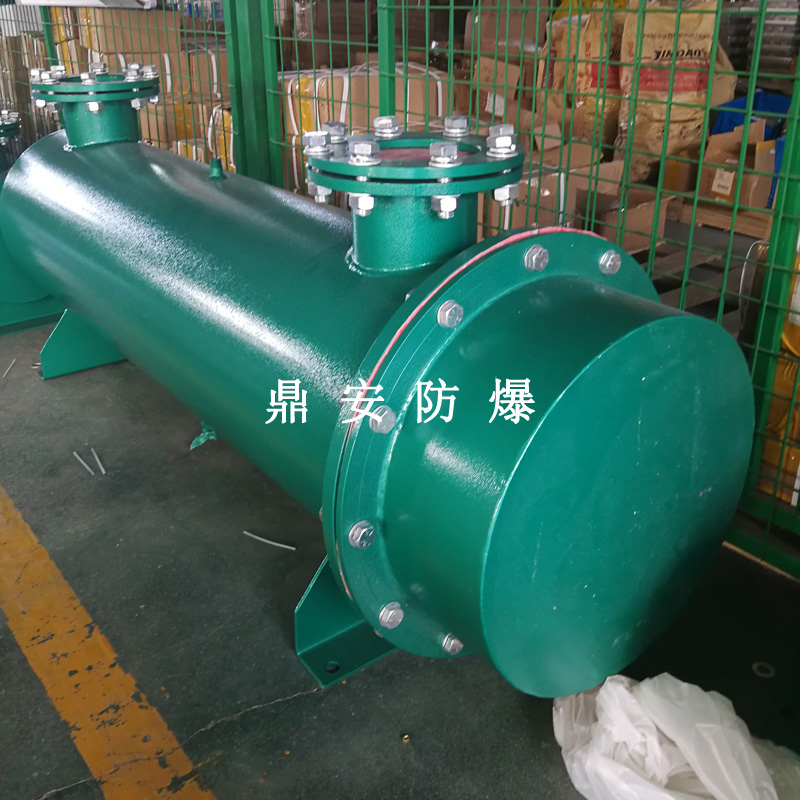 水循環(huán)式中央空調(diào)輔助電加熱器